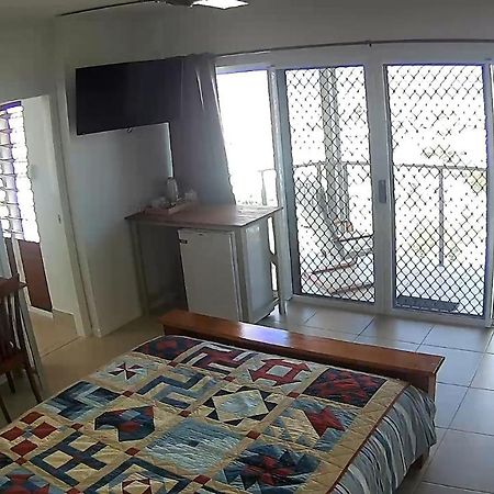 Margs Bed&Breakfast Bowen Exterior foto