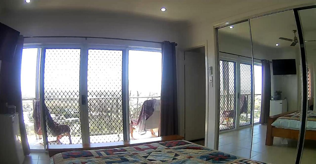 Margs Bed&Breakfast Bowen Exterior foto